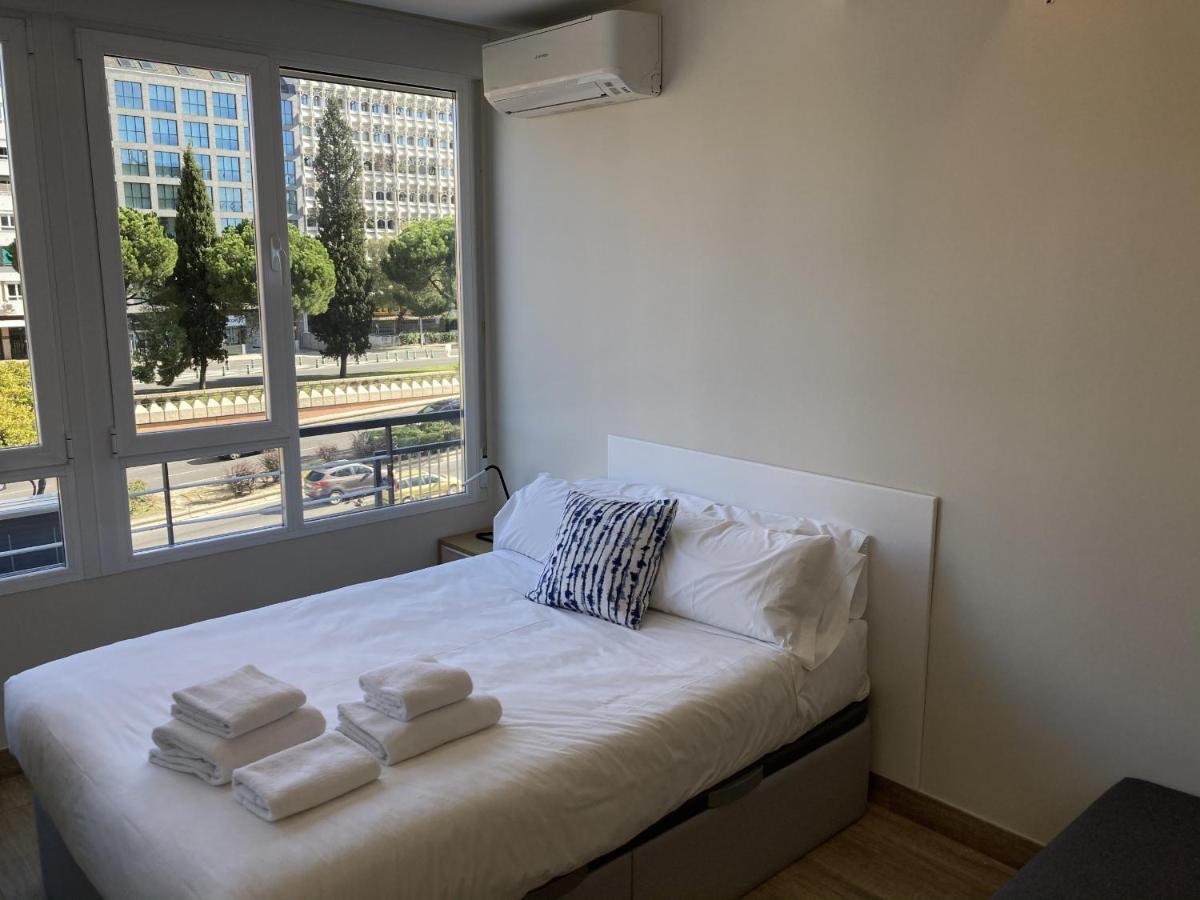 Castellana Skyline Madrid Apartments المظهر الخارجي الصورة